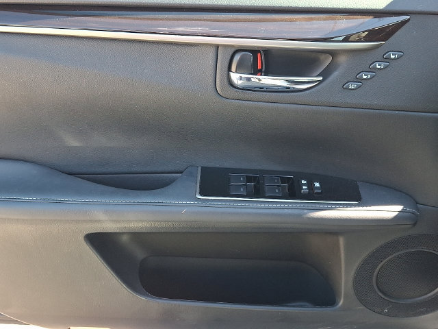 Used 2018 Lexus ES 350 w/ Navigation System Package FWD image 12