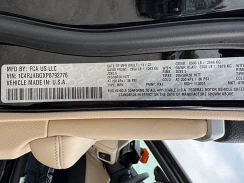 Used 2023 Jeep Grand Cherokee L Limited image 30