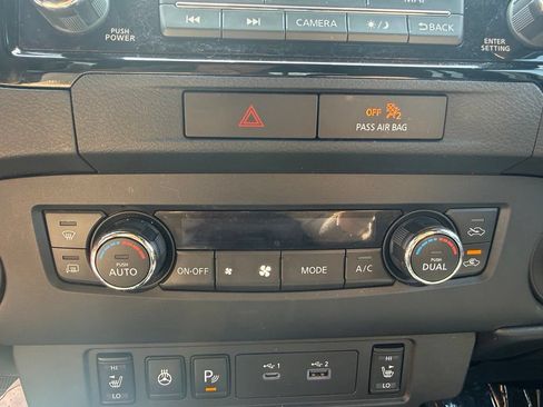 Used 2022 Nissan Frontier PRO-4X AWD/4WD image 23