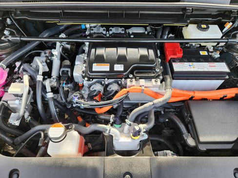 Used 2024 Lexus RZ 300e Premium image 40