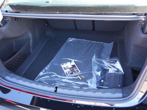 New 2026 BMW 330i Sedan w/ Convenience Package image 9