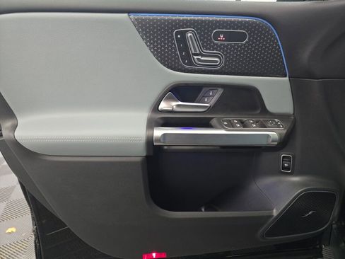 New 2026 Mercedes-Benz GLB 250 4MATIC image 24