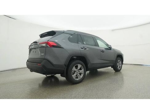 Used 2024 Toyota RAV4 XLE w/ Convenience Package FWD image 31