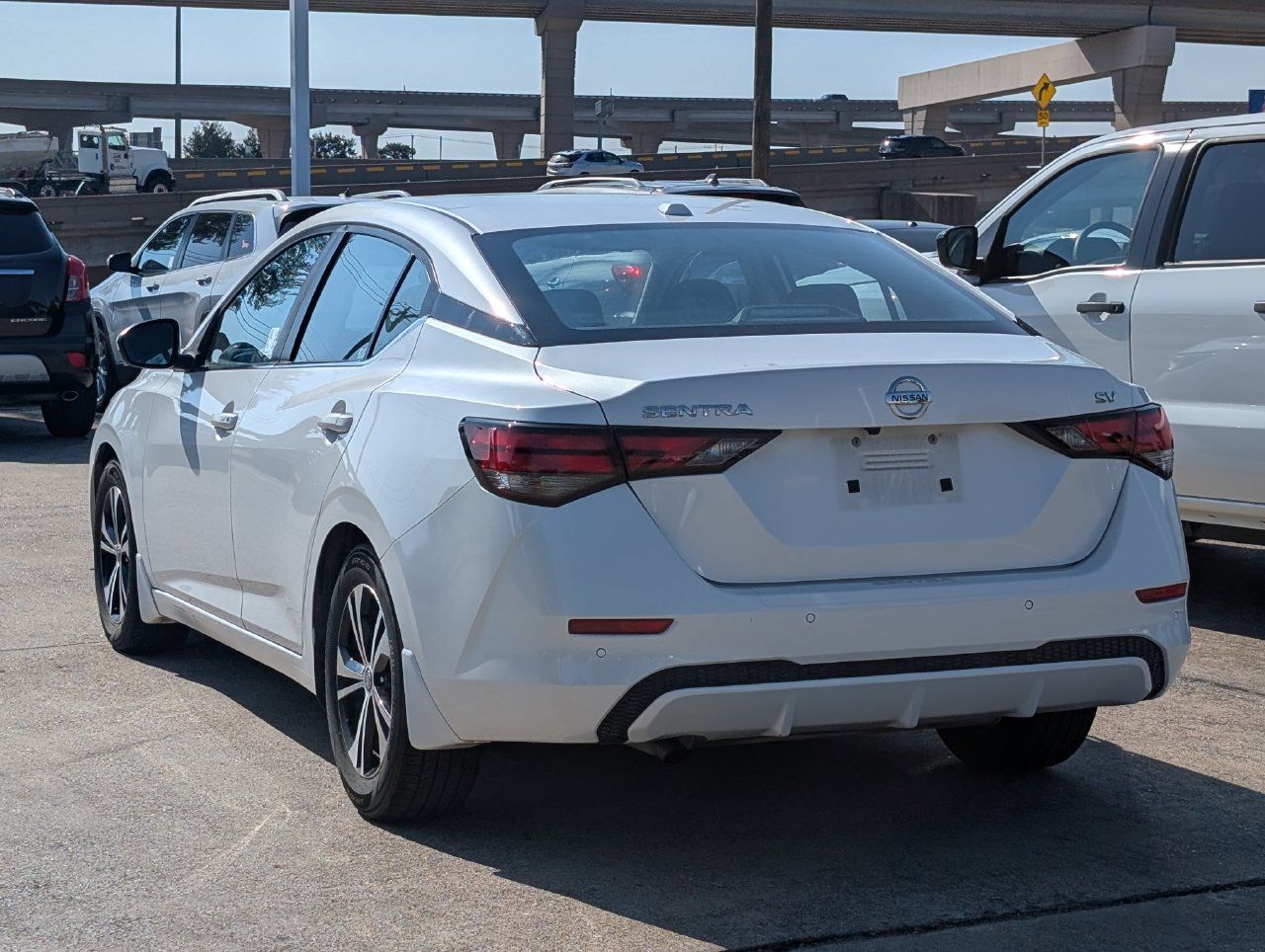 Used 2021 Nissan Sentra SV FWD image 4
