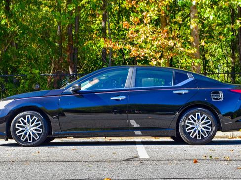 Used 2020 Nissan Altima 2.5 S image 7