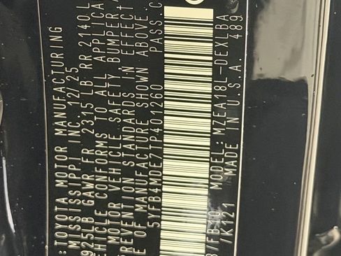 Used 2026 Toyota Corolla LE image 30