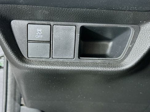 Used 2025 Honda HR-V LX image 16