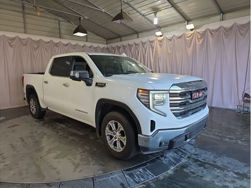 Used 2024 GMC Sierra 1500 SLT image 9