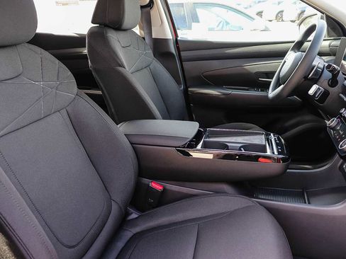 New 2026 Hyundai Tucson Blue SE image 21