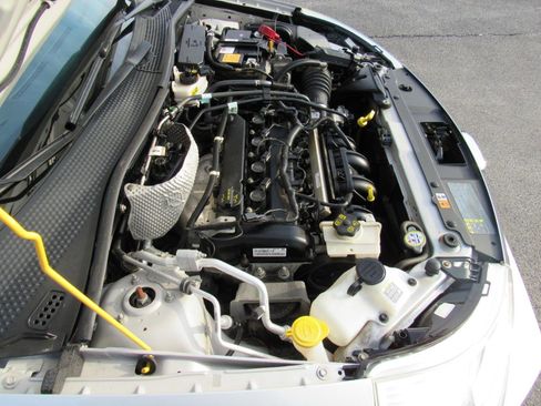 Used 2008 Ford Focus SE image 36