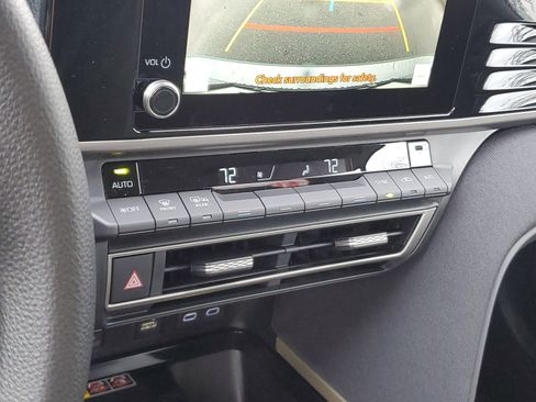 Used 2026 Toyota Camry LE image 28