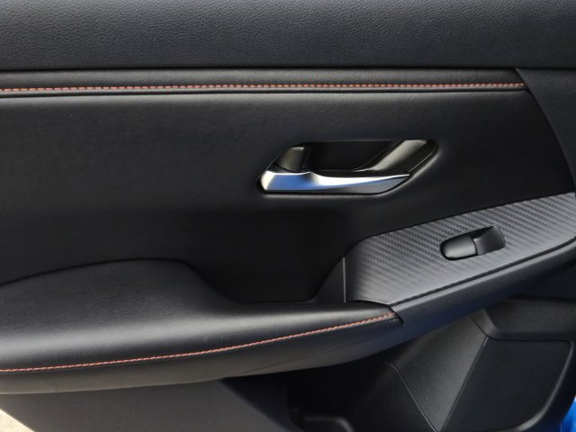 Used 2024 Nissan Sentra SR w/ SR Premium Package FWD image 11
