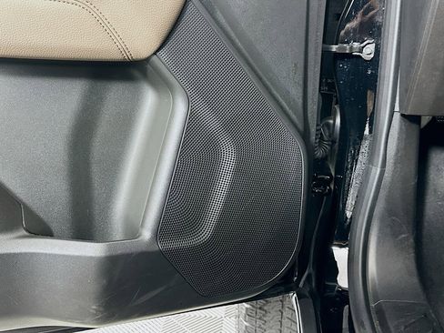 Used 2024 GMC Canyon Denali w/ LPO, Denali Black Edition image 19