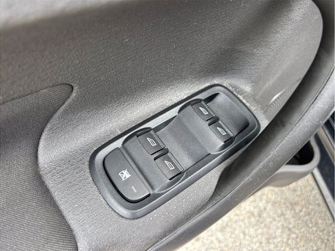 Used 2018 Ford Fiesta SE FWD image 16