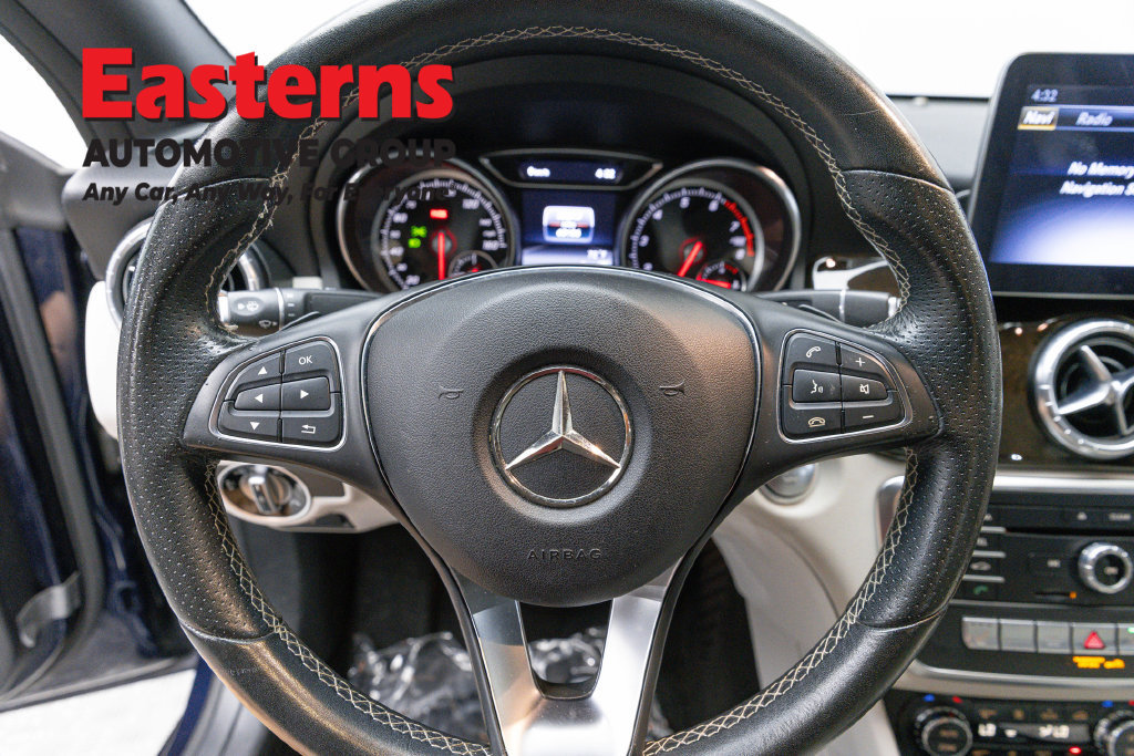 Used 2018 Mercedes-Benz CLA 250 4MATIC image 11