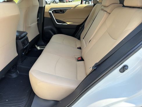 Used 2025 Toyota RAV4 LE FWD image 20