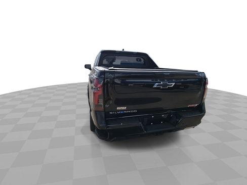 Used 2024 Chevrolet Silverado EV RST AWD/4WD image 7