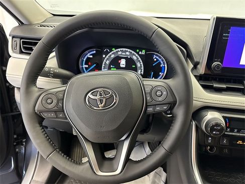 New 2025 Toyota RAV4 XLE w/ Convenience Package image 15