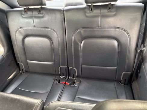 Used 2012 Hyundai Veracruz Limited FWD image 17