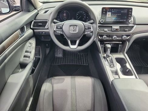 Certified 2018 Honda Accord EX image 11