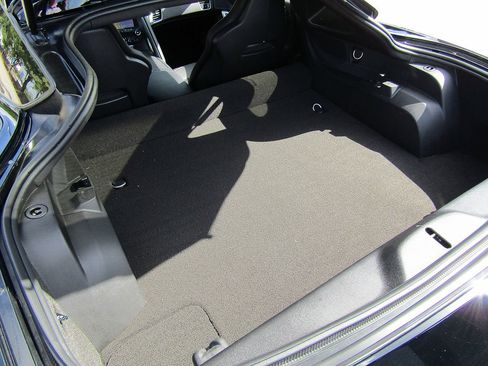 Used 2014 Chevrolet Corvette Stingray Coupe w/ 2LT Preferred Equipment Group RWD image 19