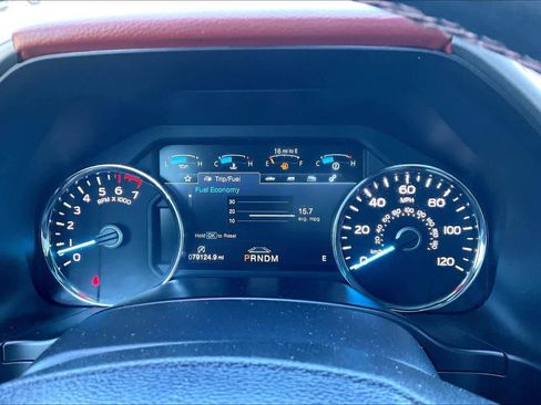 Used 2019 Ford F150 Platinum w/ Equipment Group 701A Luxury AWD/4WD image 26