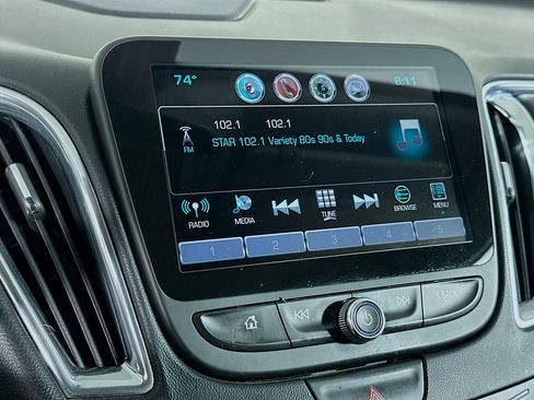 Used 2016 Chevrolet Malibu LT w/ Leather Package FWD image 19