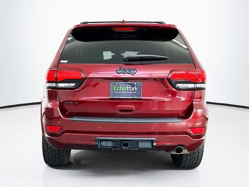 Used 2020 Jeep Grand Cherokee Altitude image 7