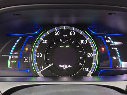 Used 2017 Honda Accord Hybrid Sedan image 18