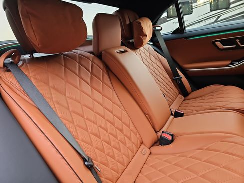 New 2026 Mercedes-Benz S 580 4MATIC Sedan image 12