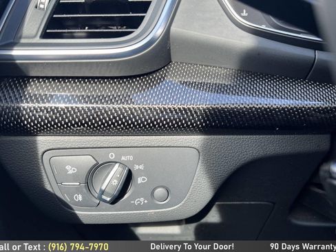 Used 2019 Audi SQ5 Premium Plus w/ Premium Plus Package image 24