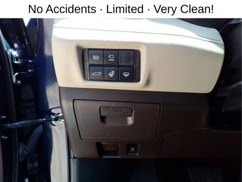 Used 2022 Toyota Highlander Limited AWD/4WD image 14