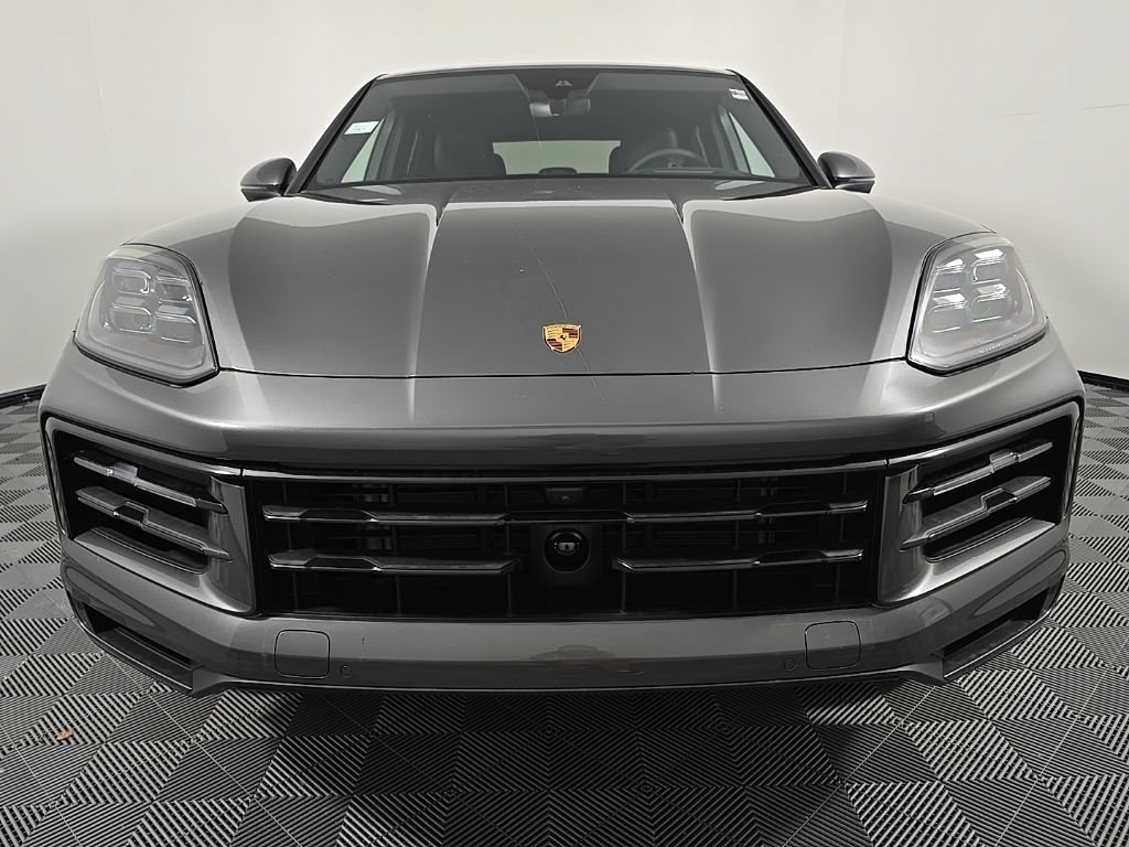 Certified 2025 Porsche Cayenne E-Hybrid Coupe AWD/4WD image 10