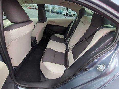 Used 2025 Toyota Corolla LE w/ Convenience Package image 14