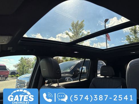 Used 2025 Buick Enclave Avenir w/ Super Cruise Package AWD/4WD image 23