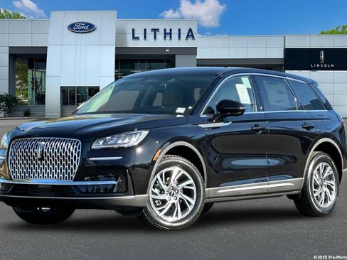 Used 2025 Lincoln Corsair FWD w/ Equipment Group 101A image 1