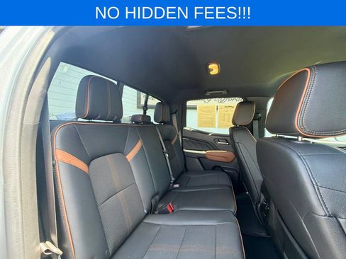 Used 2025 GMC Canyon AT4 AWD/4WD image 37