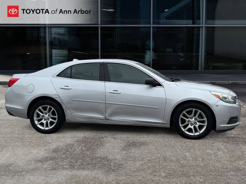 Used 2014 Chevrolet Malibu LT w/ Power Convenience Package image 10