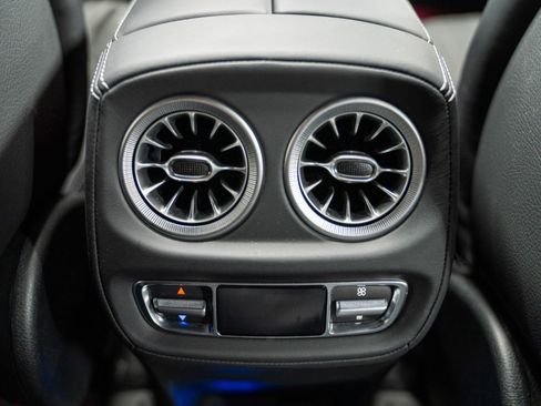 Used 2025 Mercedes-Benz G 550 image 36