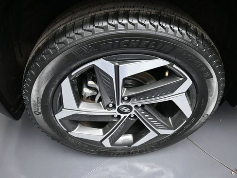 Certified 2023 Hyundai Tucson Limited image 12