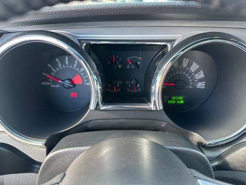 Used 2005 Ford Mustang GT image 18