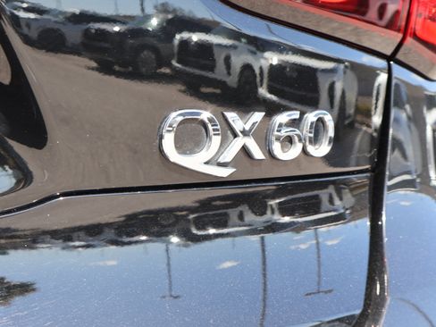Certified 2017 INFINITI QX60 FWD w/ Premium Plus Package image 9