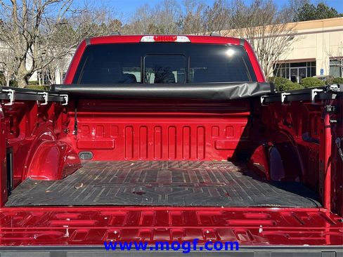 Certified 2022 Ford F150 Lariat w/ Equipment Group 502A High image 28