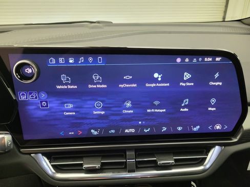 New 2026 Chevrolet Equinox EV LT image 6