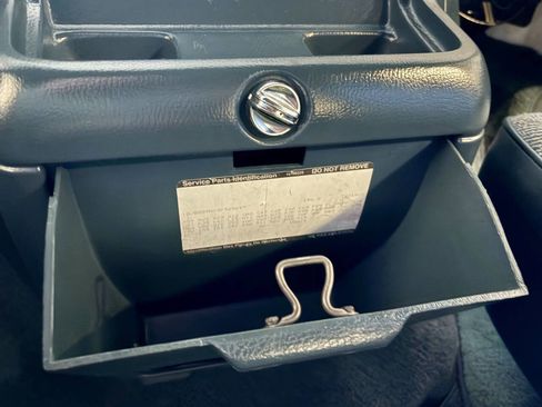 Used 1995 GMC G3500 Rally image 39