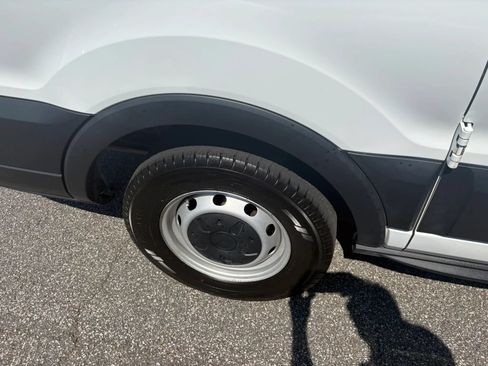 Used 2019 Ford Transit 150 XL RWD image 9
