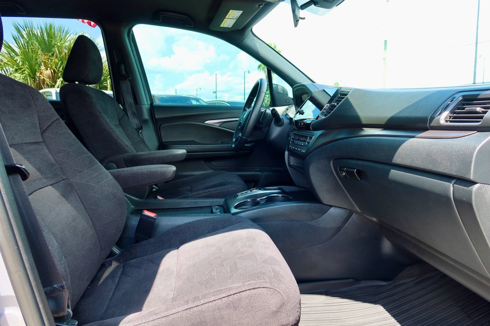 Used 2022 Honda Pilot Sport image 27
