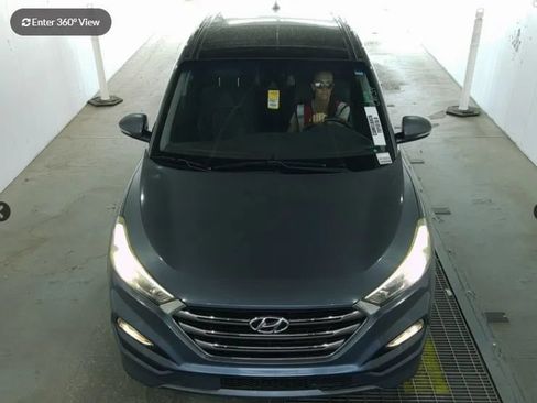 Used 2016 Hyundai Tucson Limited w/ Option Group 03 FWD image 3