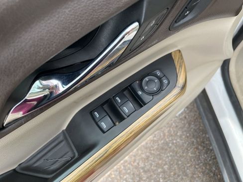 Used 2017 GMC Acadia Denali w/ Technology Package image 19