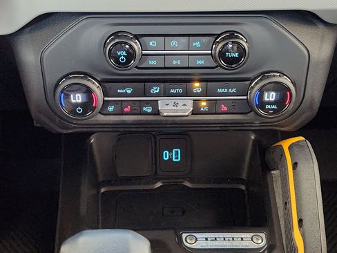 Used 2023 Ford Bronco Badlands AWD/4WD image 26